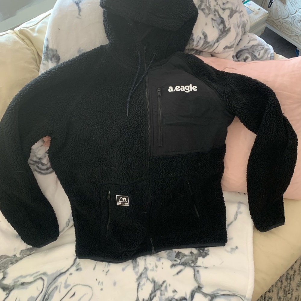 Fluffy black American eagle zip up sweater